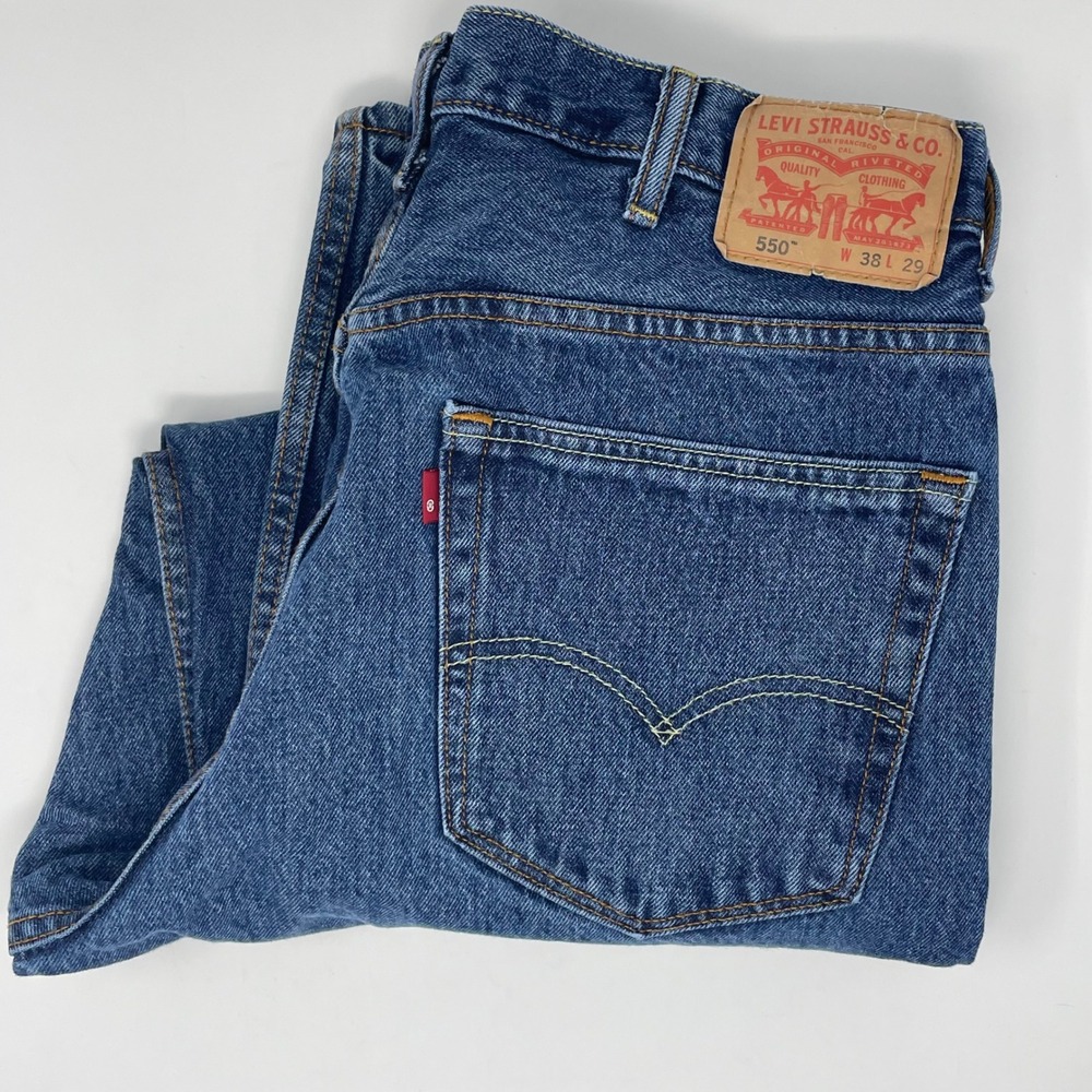Levis 550 Relaxed Fit Jeans Mens 38x29 Medium Wash Blue Denim 00550-4886